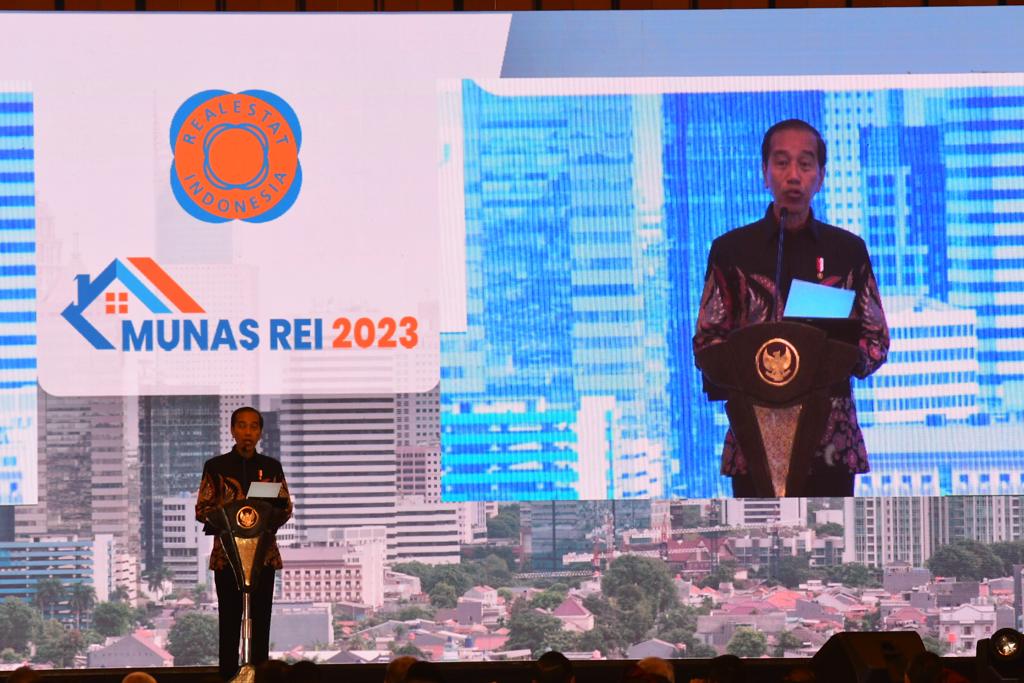Persatuan Perusahaan Realestat Indonesia (REI) menggelar Musyawarah Nasional (Munas) XVII REI Tahun 2023 dari 9-10 Agustus 2023. Perhelatan demokrasi terbesar asosiasi itu dibuka secara langsung oleh Presiden Joko Widodo (Jokowi) di Jakarta, Rabu (9/8).