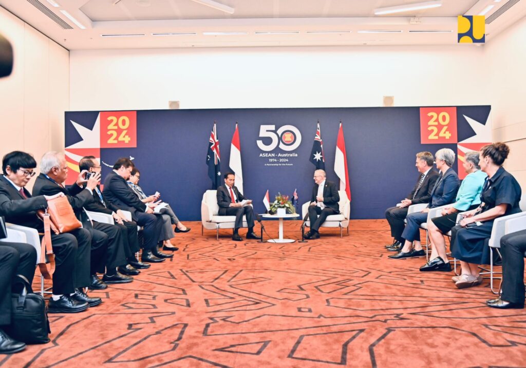 Menteri Basuki juga menyampaikan ketertarikan Pemerintah Indonesia dalam memperkuat hubungan bilateral dengan Pemerintah Kamboja.