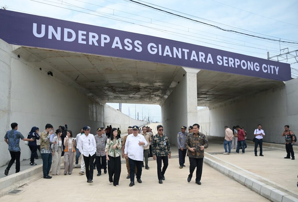 Giantara Serpong City tengah mempersiapkan pembangunan area komersial yang akan berlokasi di muka kota Giantara Serpong City seluas 3,5 hektar.