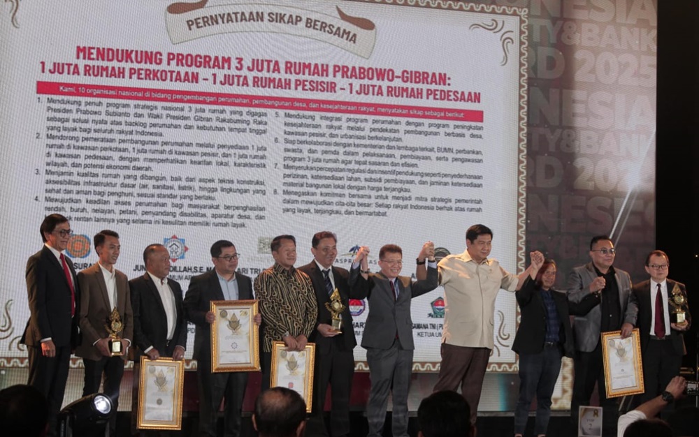 Melalui Indonesia Property&Bank Award (IPBA) ke XIX Tahun 2025, JMN kembali menegaskan komitmennya mendukung pembangunan nasional melalui kekuatan media, literasi, dan apresiasi.