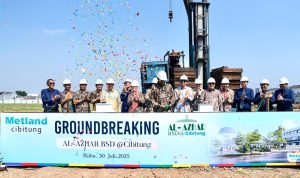 Yayasan Muslim Bumi Serpong Damai melakukan groundbreaking atau peletakan batu pertama pembangunan Sekolah Al-Azhar BSD@Cibitung di kawasan Metland Cibitung.