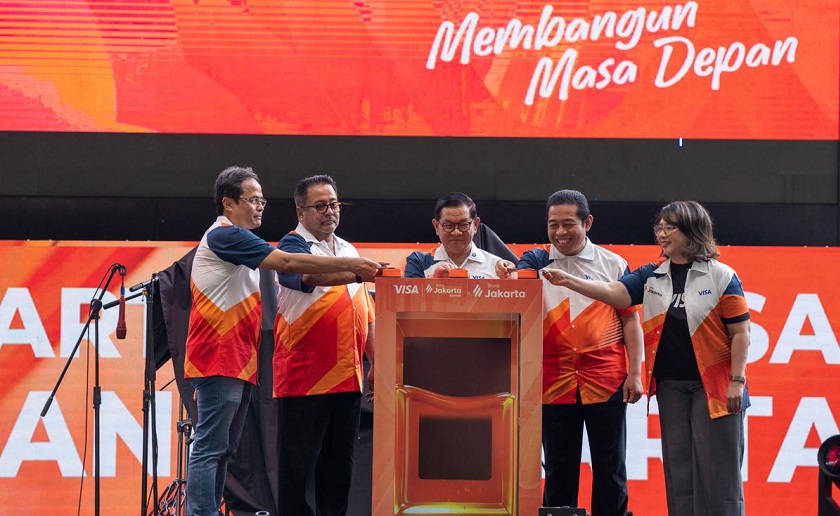 Gubernur DKI Jakarta, Pramono Anung menyambut baik peluncuran Kartu Debit Visa Bank Jakarta sebagai sebuah kolaborasi dalam membangun Bank yang sehat "Kalo trustnya sudah bisa dibangun, saya yakin, bank ini akan terbang.