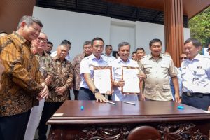 Perjanjian Kerjasama ditandatangani Nixon bersama Direktur Utama KAI Properti Mohamad Ramdany, melanjutkan kolaborasi BTN dan KAI yang sebelumnya telah dirintis melalui Nota Kesepahaman.